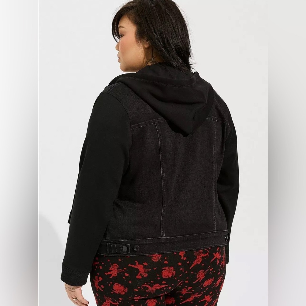 TORRID Denim Hooded Knit Sleeve Trucker NWT - Size 1X | 14-16 - Picture 2 of 9